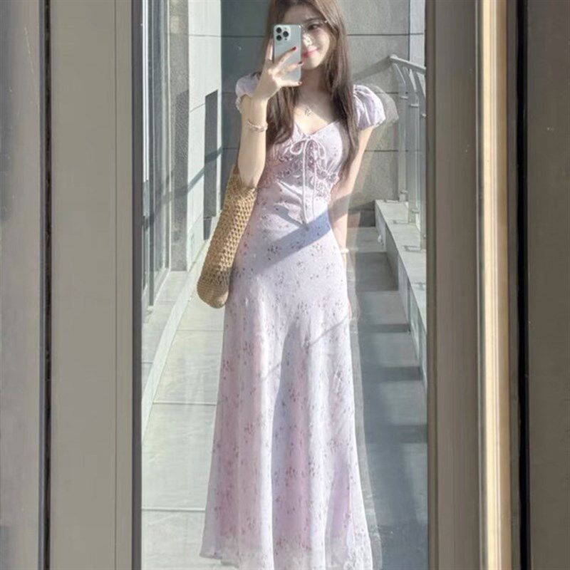 夏日ootd穿搭纯欲紫色碎花连衣裙女海边度假长裙子特别漂亮掐腰裙