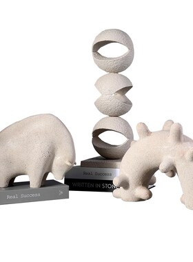 现代简约家居动物耗牛组合抽象摆件样板房间售P楼处酒店半圆装饰