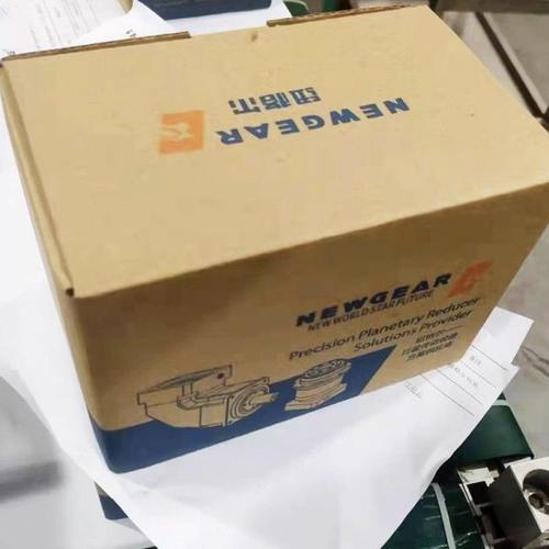 750w直齿轮行星减速机 2级自动门窗用行星减速器PLF90伺服减速机