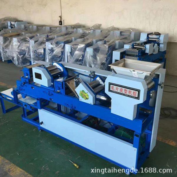 大型商用爬杆挂面机压面机全自动叠皮撒粉鲜湿面多功能面条机,厨房/烹饪用具,面条机/压面机,淘宝优惠券,粉丝福利购,淘宝优惠卷