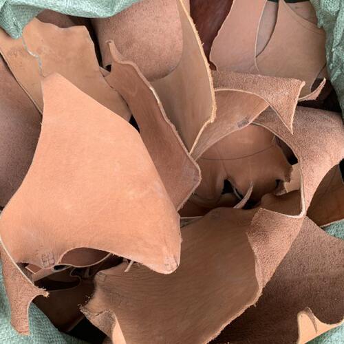 玉器抛光羊皮边角料头层水牛皮打磨轮边角料废料植鞣皮练手碎皮料