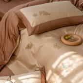 卡通长绒棉全棉四件巾刺绣床拼接被TWO套纯毛套棉床单1.8上用品