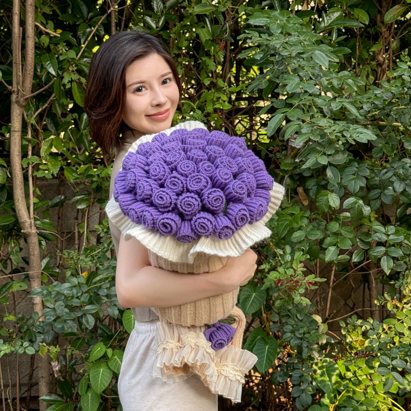 现货成品网红玫瑰花束毯多功能花朵抱枕卧室N沙发靠枕半边绒毛毯