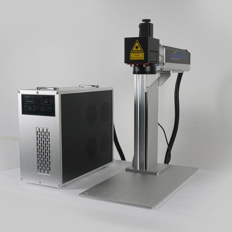 小型台式激光打标机20W重量轻打标清晰持久光纤紫外光源