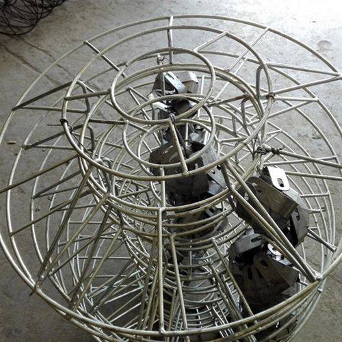 仔猪补料槽钢筋网 镀锌圆形料槽  直径60模具专用 保育床料槽