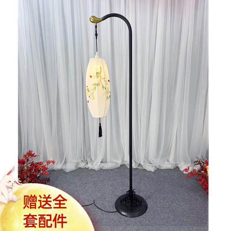 2025新款婚庆道具新中式婚礼路引灯笼舞台装饰摆件铁艺弯钩路引