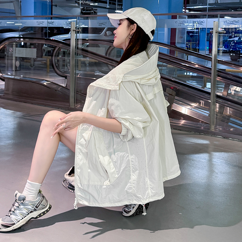 透气孔冰丝连帽防晒衣女2
