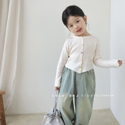 豆包君24春款韩版女童彩色扣子洋气毛衣女宝时尚不规则针织衫外套