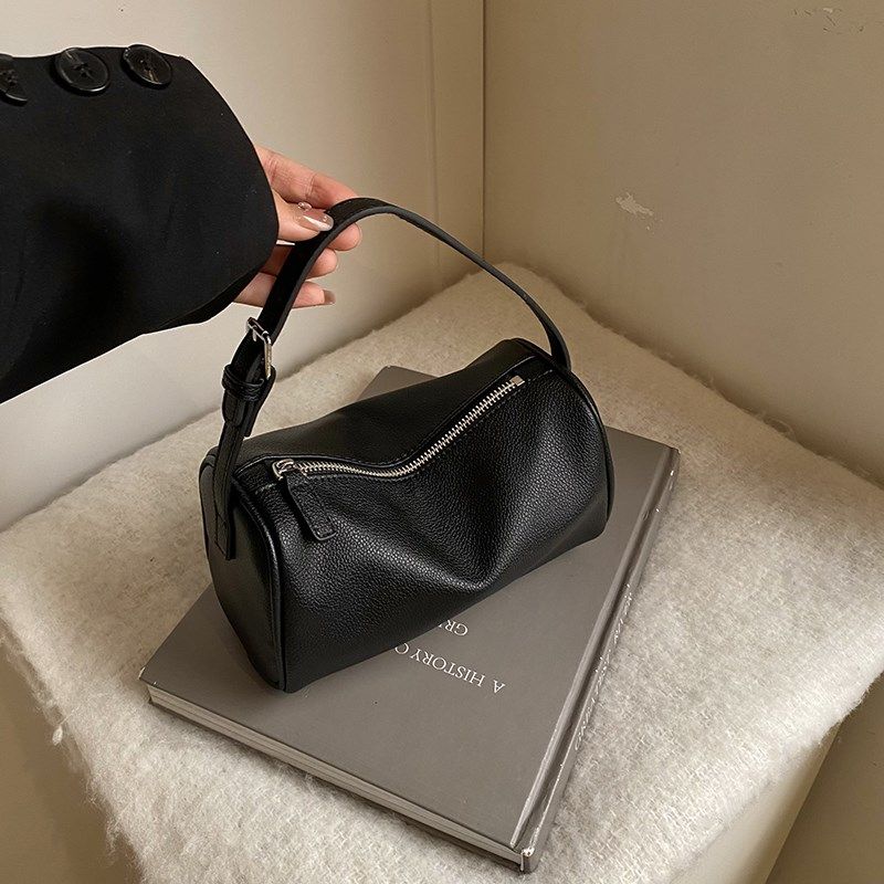 超火小包包女式2025新款小众设计洋气枕头包高级感百搭单肩斜挎包,箱包皮具/热销女包/男包,通用款女包,淘宝优惠券,粉丝福利购,淘宝优惠卷