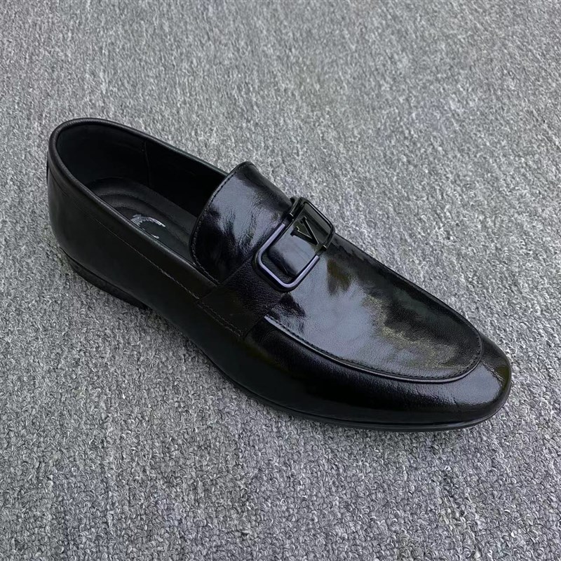 手工纯皮男鞋2024新款软底商务休闲鞋男款黑色尖头皮鞋男真皮透气