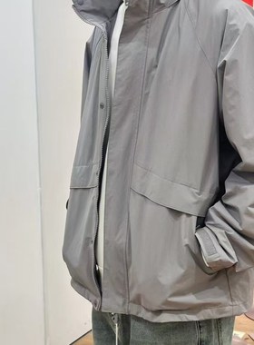 日单2025新款春秋平替男女冲锋衣百搭防风防水夹克连帽外套475038