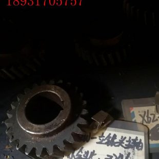 X53K XA6132 立铣头小斜齿 X52K 北京铣床X62W