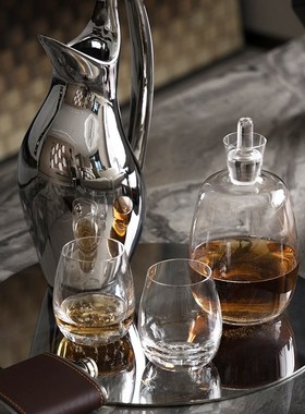 现代轻奢样d板间客厅茶几组合摆件售楼处吧台酒具托盘搭配软装饰