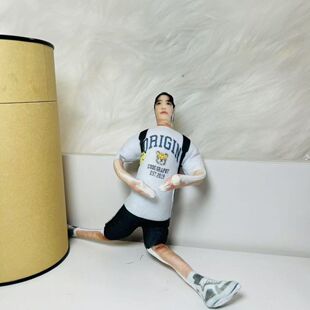 权顺荣抽象老鼠干应援娃娃周边铁丝玩偶全身骨架随意造型扭动公仔