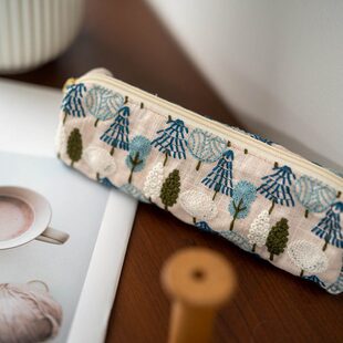 文艺棉麻布艺刺绣小树笔袋森系少女可爱手工文具收纳拉链袋