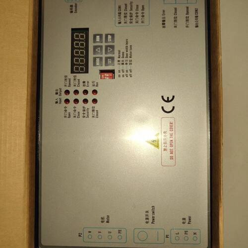 全新电梯门机变频器PM-DCU004-02 门机盒控制器电梯