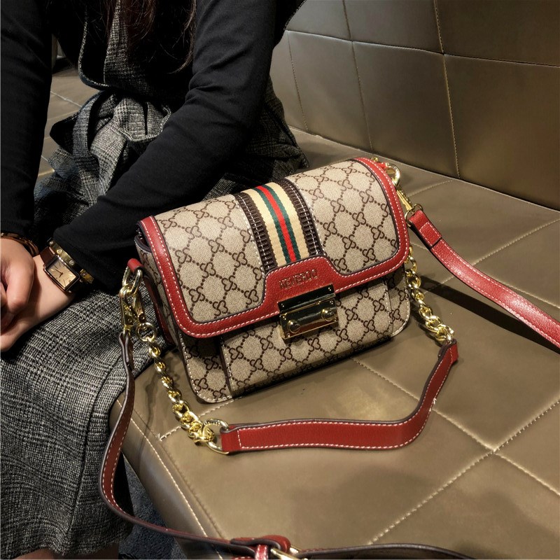 香港品牌包包女h斜挎包2025新款洋气链条腋下包简约真皮单肩小方