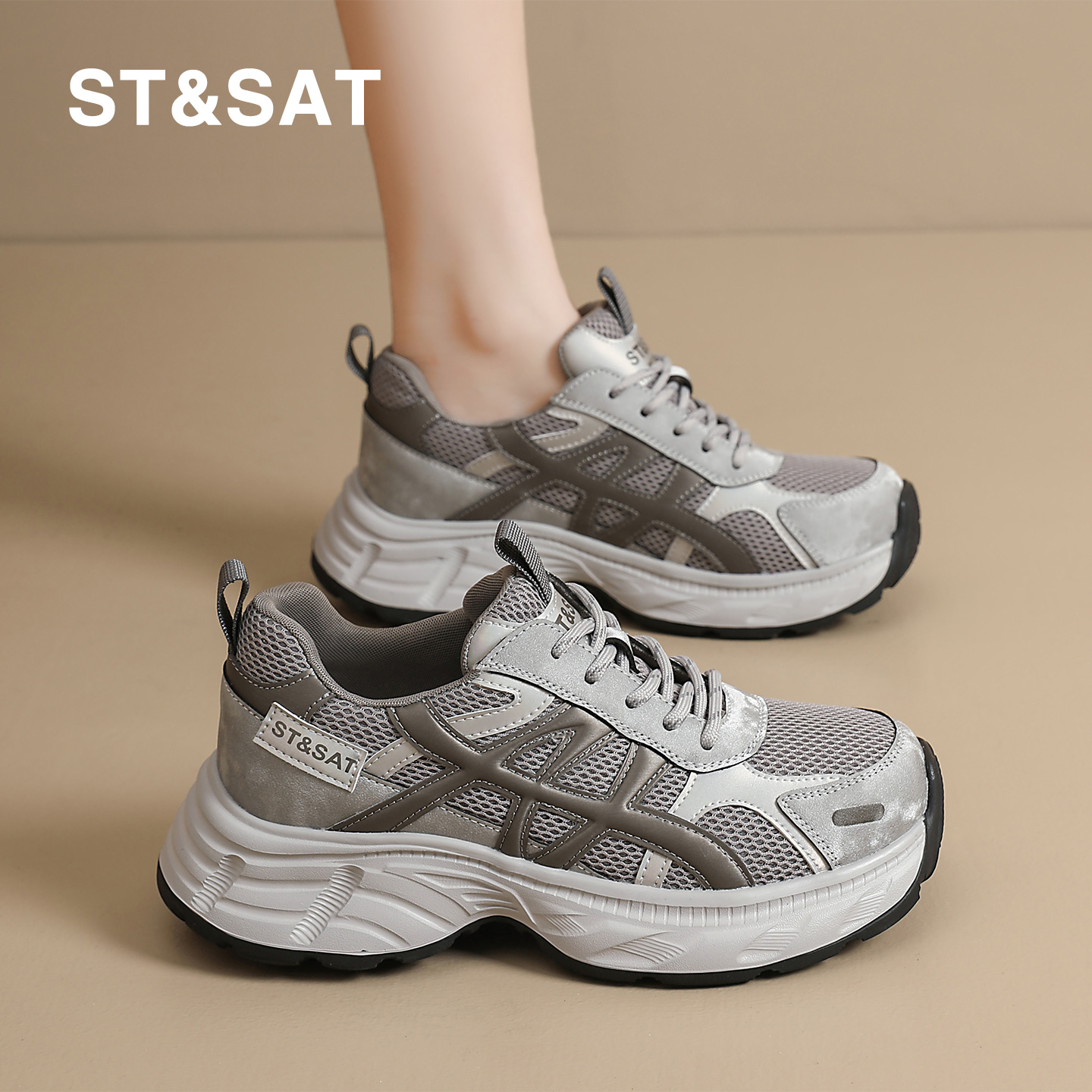 星期六女鞋官方正品厚底老爹鞋