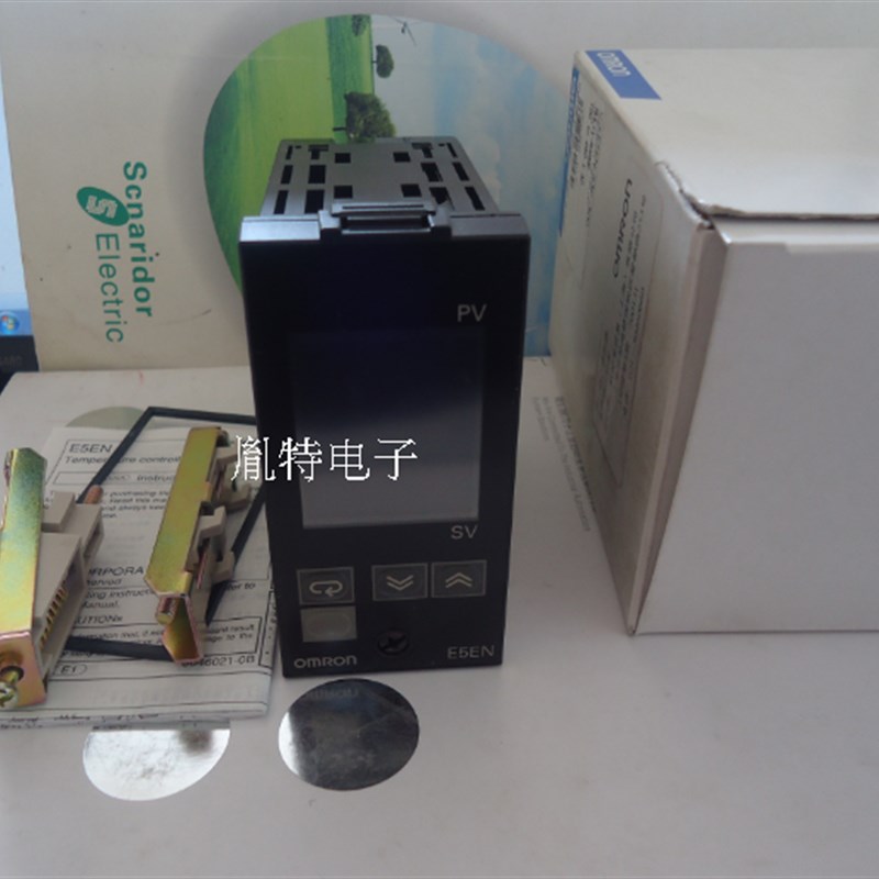 温控器 温控表E5EN-Q3oTC-300 E5EN-R3TC-300 E5EN-Q1P-300