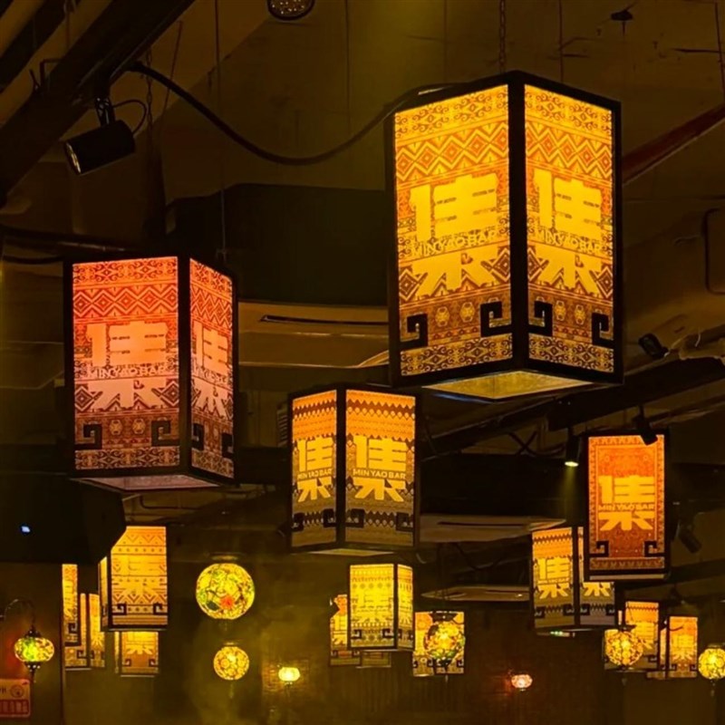 中式实木仿古宫灯m茶楼火锅店羊皮灯走廊古典民谣酒吧灯笼小吊灯