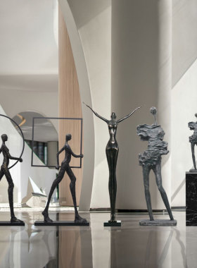 售楼处别墅雕塑人物落地摆件样板B房间走廊过道抽象玻璃钢艺术装