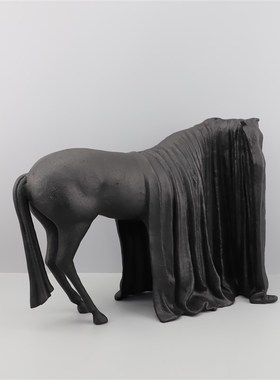欧式创意简约抽象动物雕塑马摆件办公室玄关N茶几书房卧室家居饰