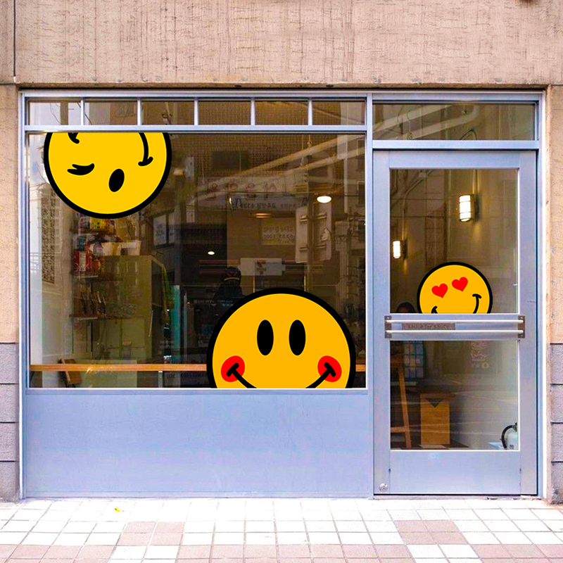 雅彦ins笑脸玻璃门贴纸