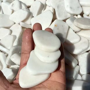 鹅卵石厂家供应各种规格鹅卵石切片 河卵石滤料 石英石 石灰石