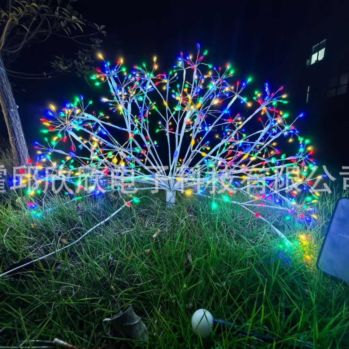 LED地插草坪景观灯防水庭院花园圣诞露营布置氛围灯太阳能花形