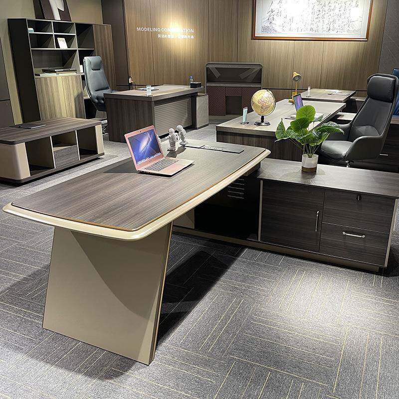 简约代办公B918室桌椅组合轻家奢具端新中式高大班台老板桌总现裁