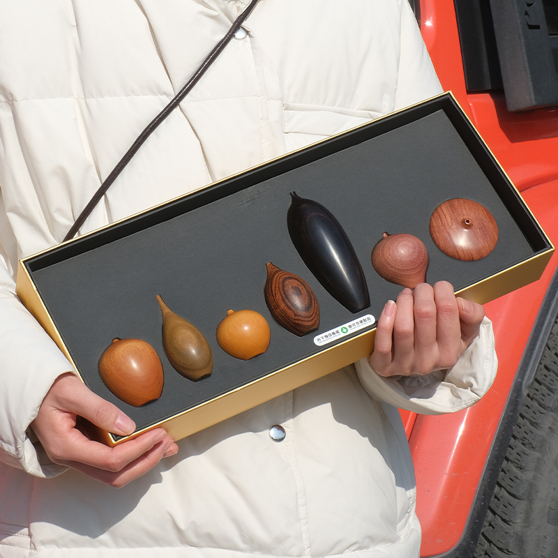 堂上燕在外进口名木小花瓶客厅酒柜茶室装饰摆件新Y年生日礼物