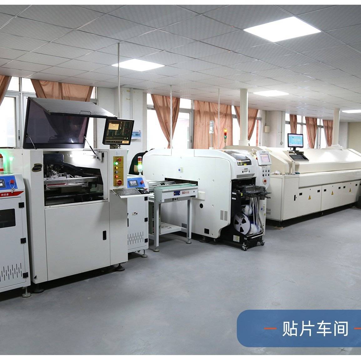 跨境简约LCD墙贴钟数字静音壁挂钟客厅卧室书房商务场所多用闹钟