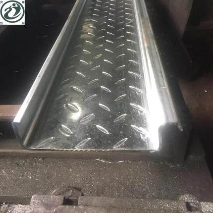 镀锌楼承板YX76-344-688常规平台镀锌楼层板钢结构自承式楼层板