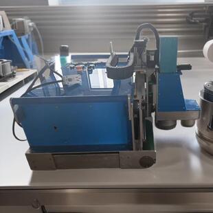 找平机小型激光整平机多少钱台装修铺贴用地面找平机器人厂家