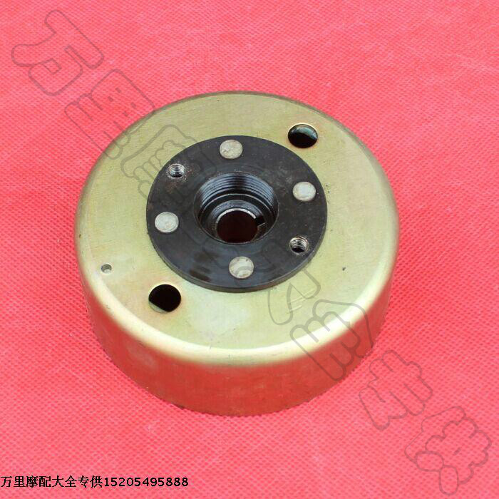 济南轻骑潇洒木兰TB50新大洲50梦精灵罗K马假日磁电机磁缸转子磁