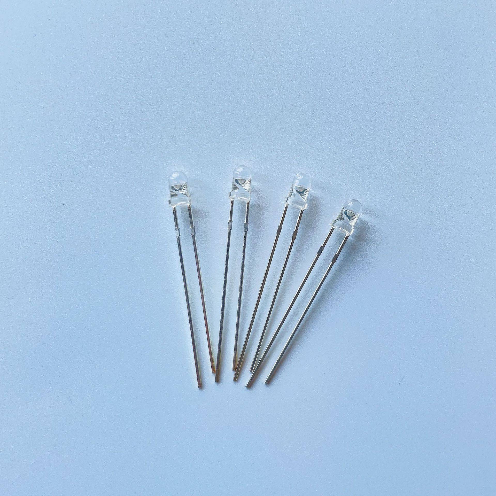 现货灯珠f3白发蓝高亮灯珠指示灯仪器仪表3mm圆头透明雾状蓝光led