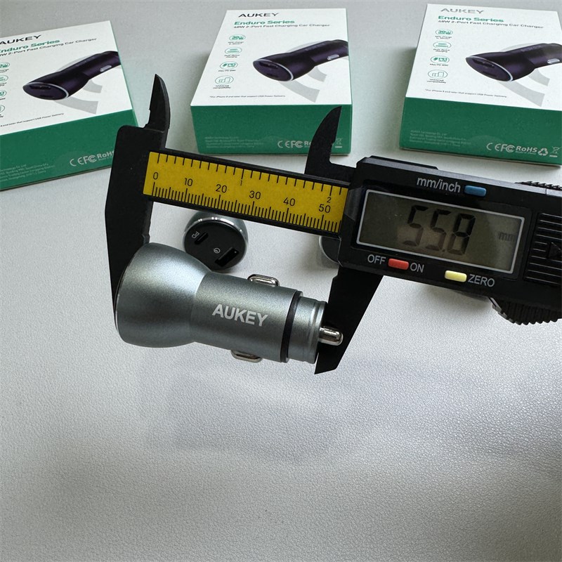 出口老美!铝合金材质!o48W双孔PD+USB快充头超级快充车载充电器