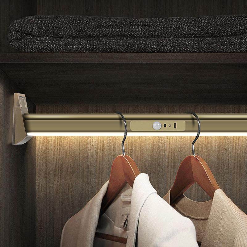 衣柜挂衣杆带灯led衣橱灯智能人体感应无灯点充电接电线灯衣通杆,基础建材,层板拖,淘宝优惠券,粉丝福利购,淘宝优惠卷
