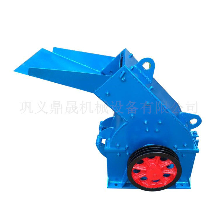 碎石机设备价钱移动式建筑垃圾粉碎机打碎机石头制砂机立式打砂机