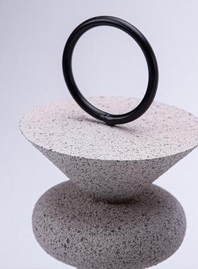 大千奏创鸣曲列黑系色抽象小人意砂岩摆件D-S21BJ2代树现脂工艺品