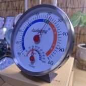 室内温湿度计家用精准婴儿卧室客厅大棚可挂可立免电池金属温度表