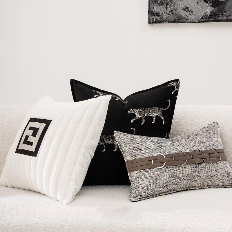 样板房客厅抱ARY轻奢约现简代软装发靠垫方枕样板沙间酒店抱枕枕