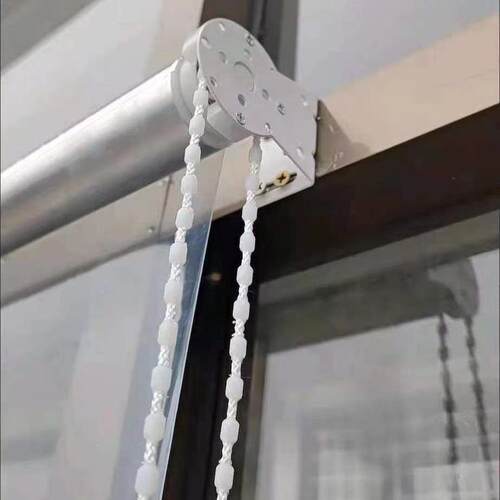 GNB透明卷降帘手动拉珠隔升防水防尘冷气暖气断PV防C软帘阳台雨瞬