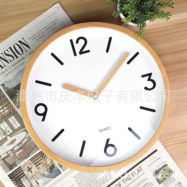 厂家直销木纹12w52挂挂钟榉木时尚创意静音木客钟厅卧室实圆壁钟