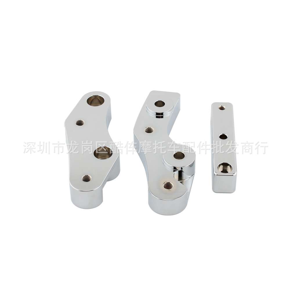 适用哈雷M8软尾 前脚踏板 向前移动1.5in向外移动1in(1620-2432)