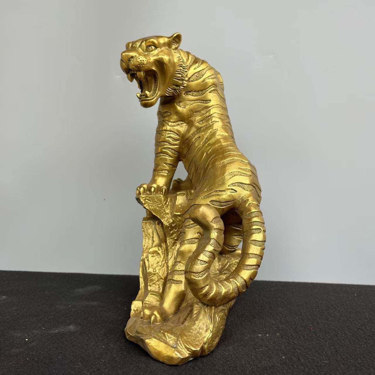 铜件虎啸河摆a5931640老虎上山虎十二生肖虎工艺山品