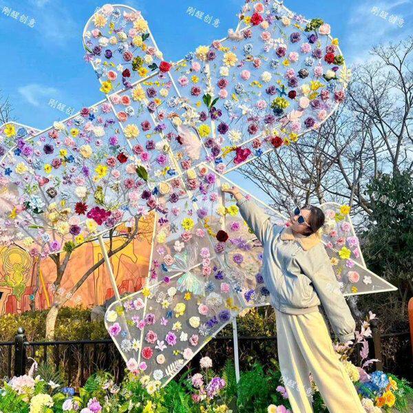 2025砂燕巨型花艺风筝美陈装置春季打卡拍照道具户外场景氛围厂家