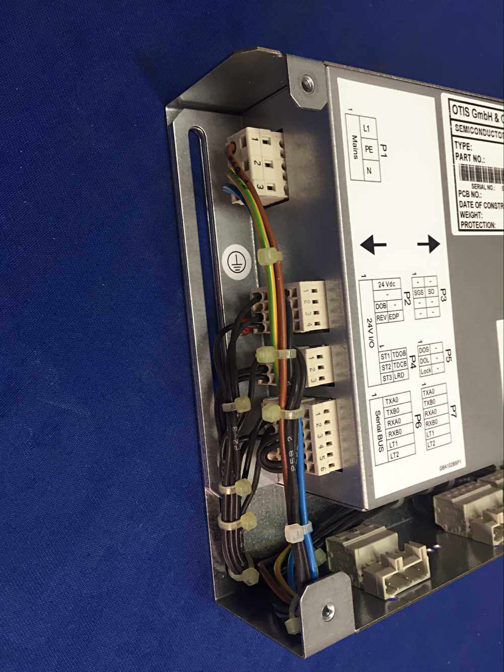 GJA24350BD11/DCSS5-E GBA24350BH1 GDA24353K1 门机变频器 全新