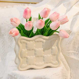 奶油风饼干花瓶摆件郁金香玄关高级感轻奢高档餐桌电视柜装饰品