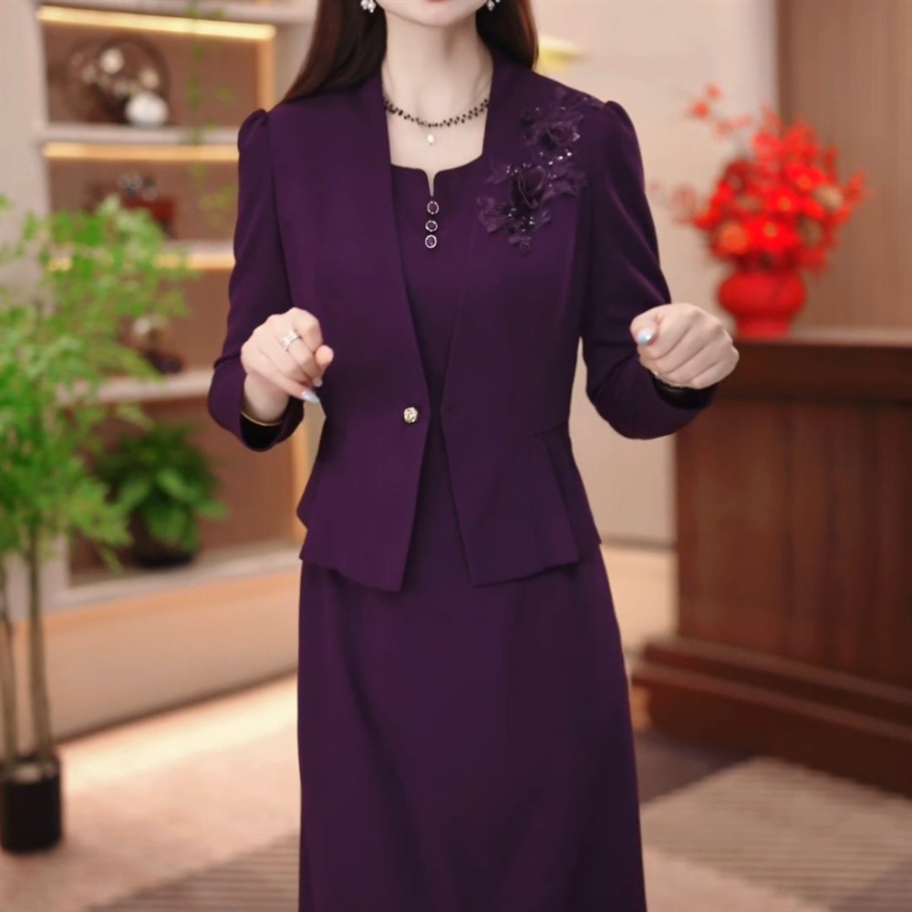 外套连衣裙套装2026新款女秋季礼服刺绣修身显瘦中长款两件套裙子